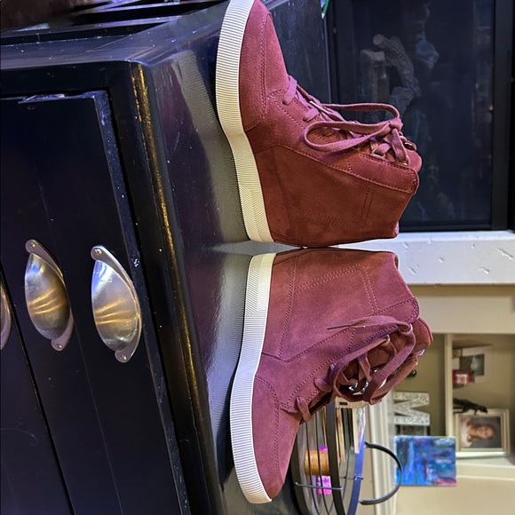 Sorel Wedge Out N About boots Red/ Burgandy Women’s 9.5 - Picture 4 of 8